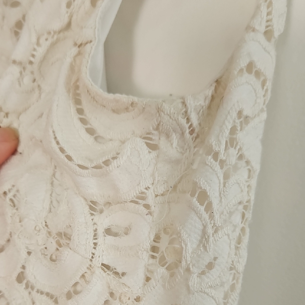 Sleeveless White Lace Dress